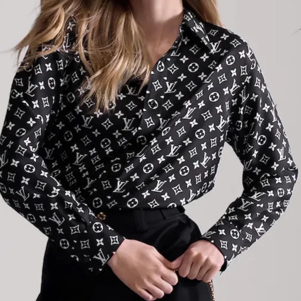 louis vuitton dress shirt women's LOUIS VUITTON Monogram Silk Shirt Dress Black. Size 38